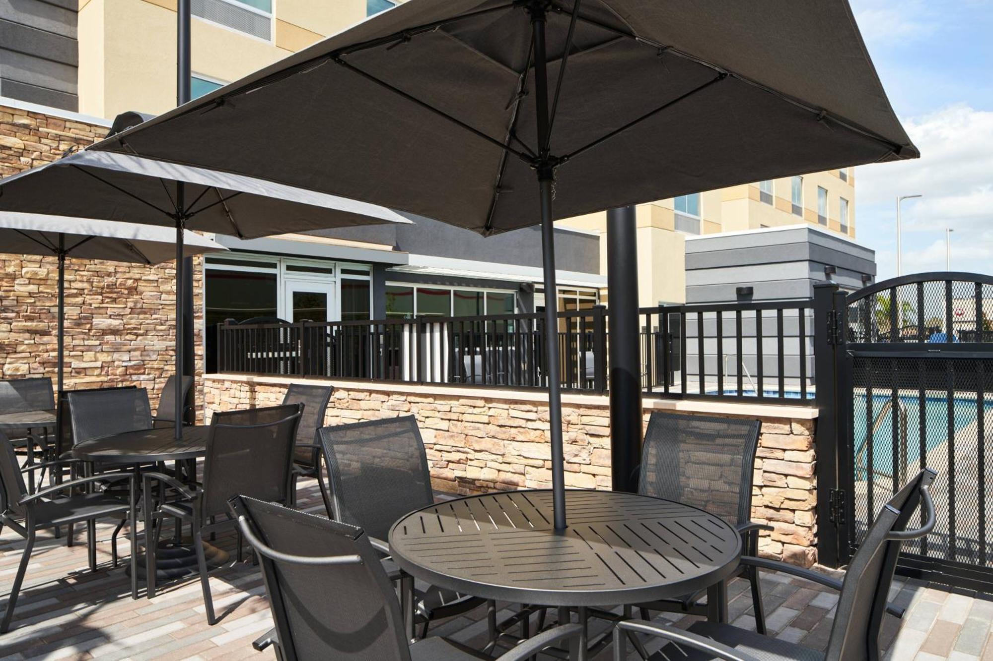 Fairfield Inn & Suites Tampa Riverview ريفرفيو المظهر الخارجي الصورة